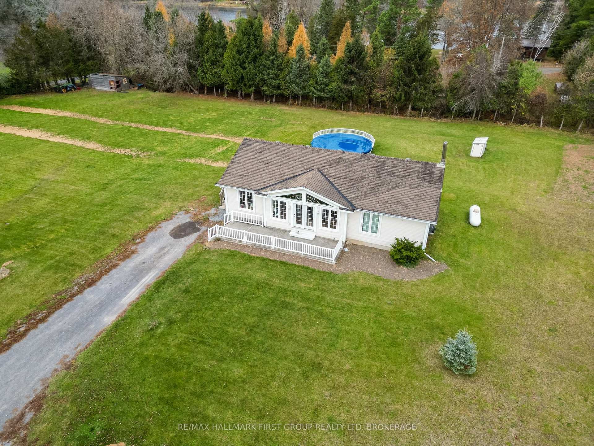 819 County Rd 9 Road photo 25