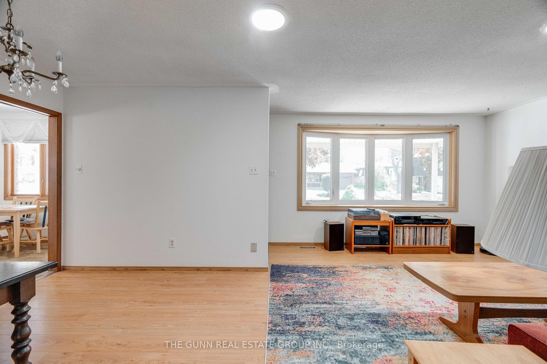 53 Haliburton Crescent photo 24