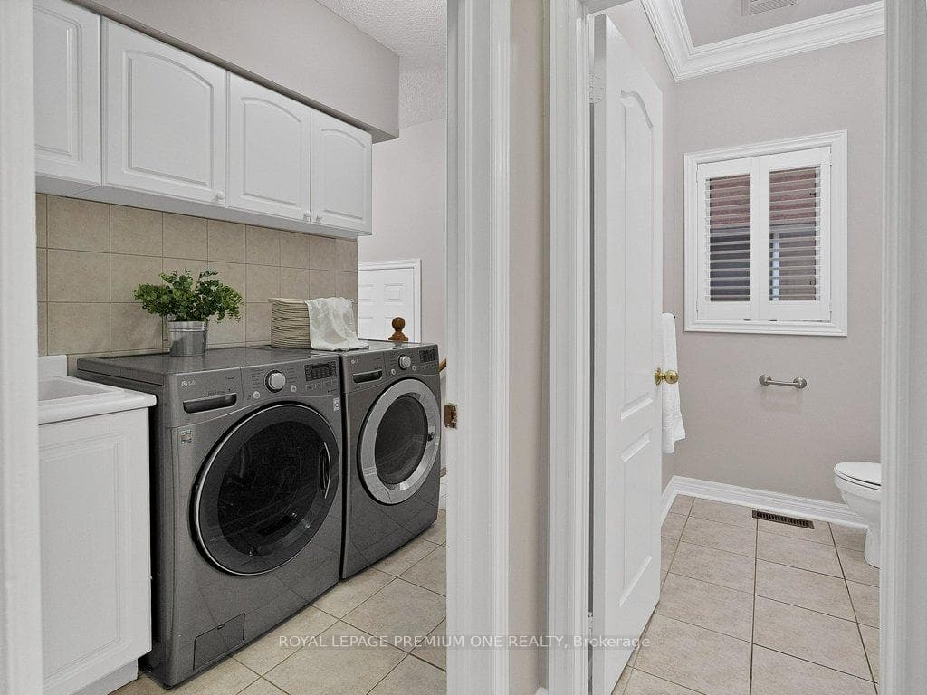 60 Golden Gate Circle photo 15