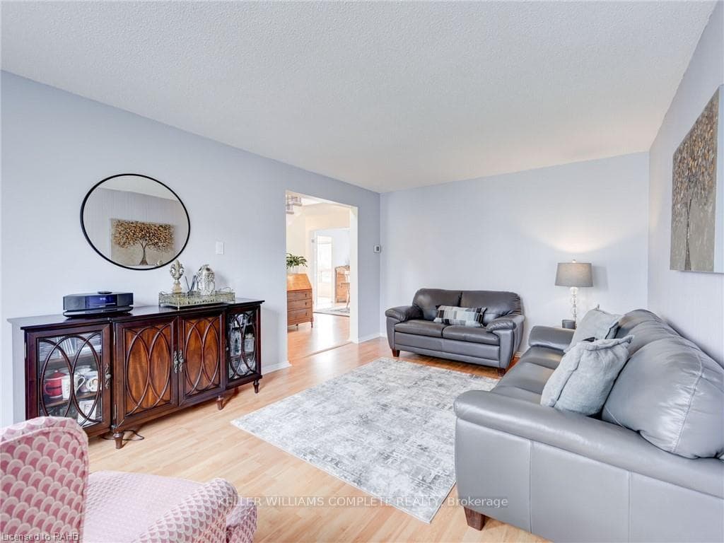 16 Normandy Place photo 10