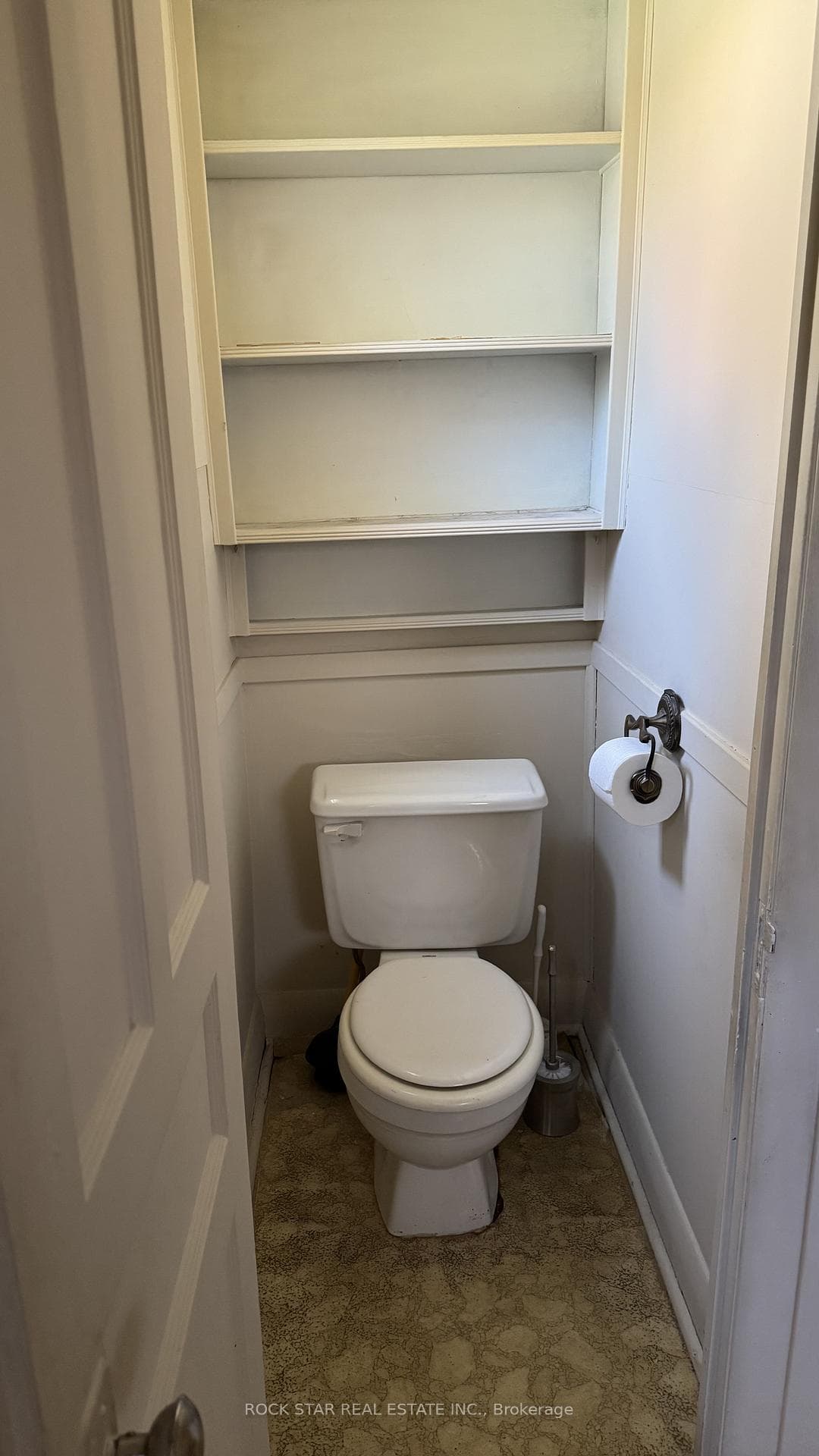 bathroom main floor