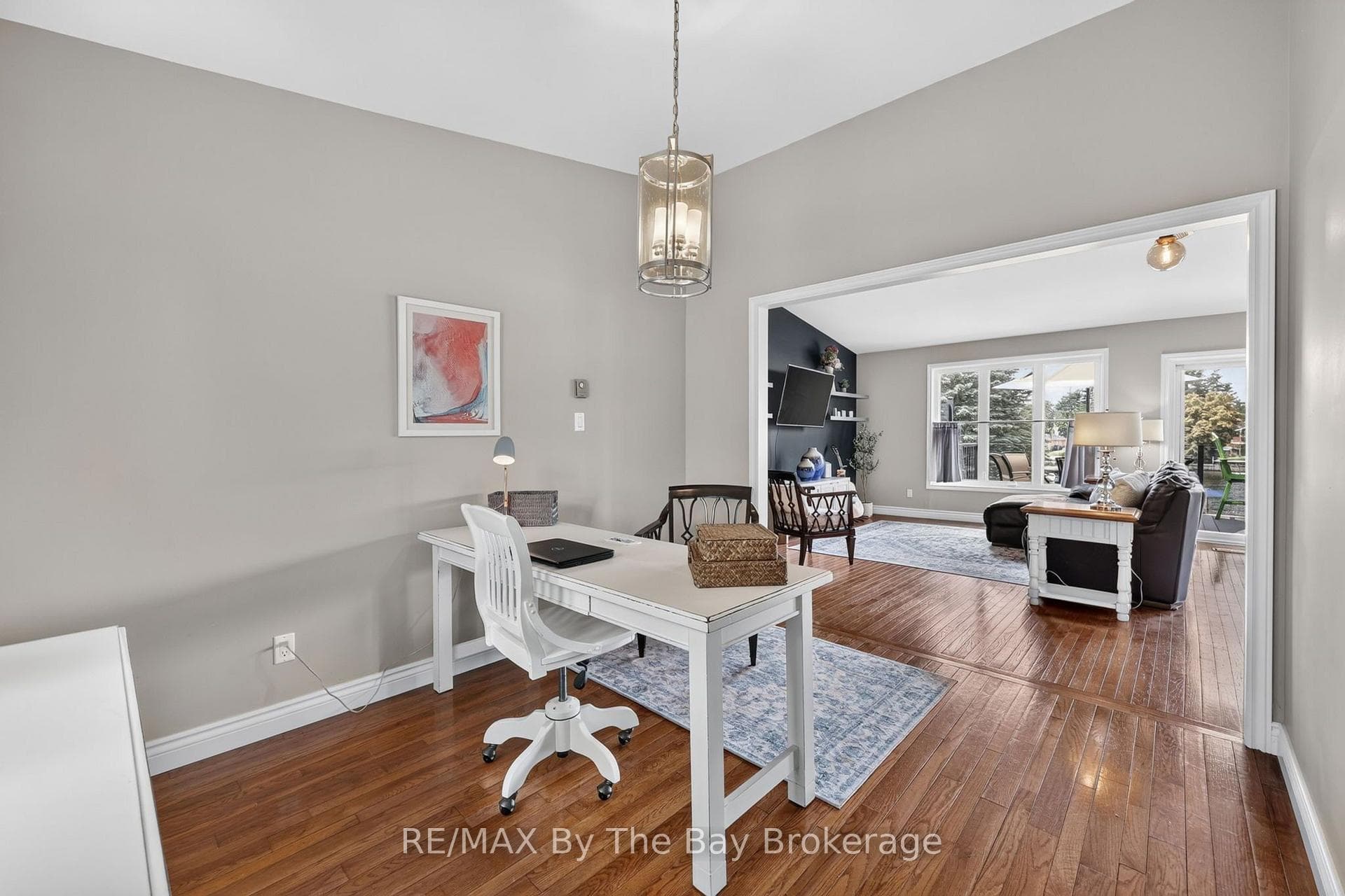 1434 RIVER Road photo 18