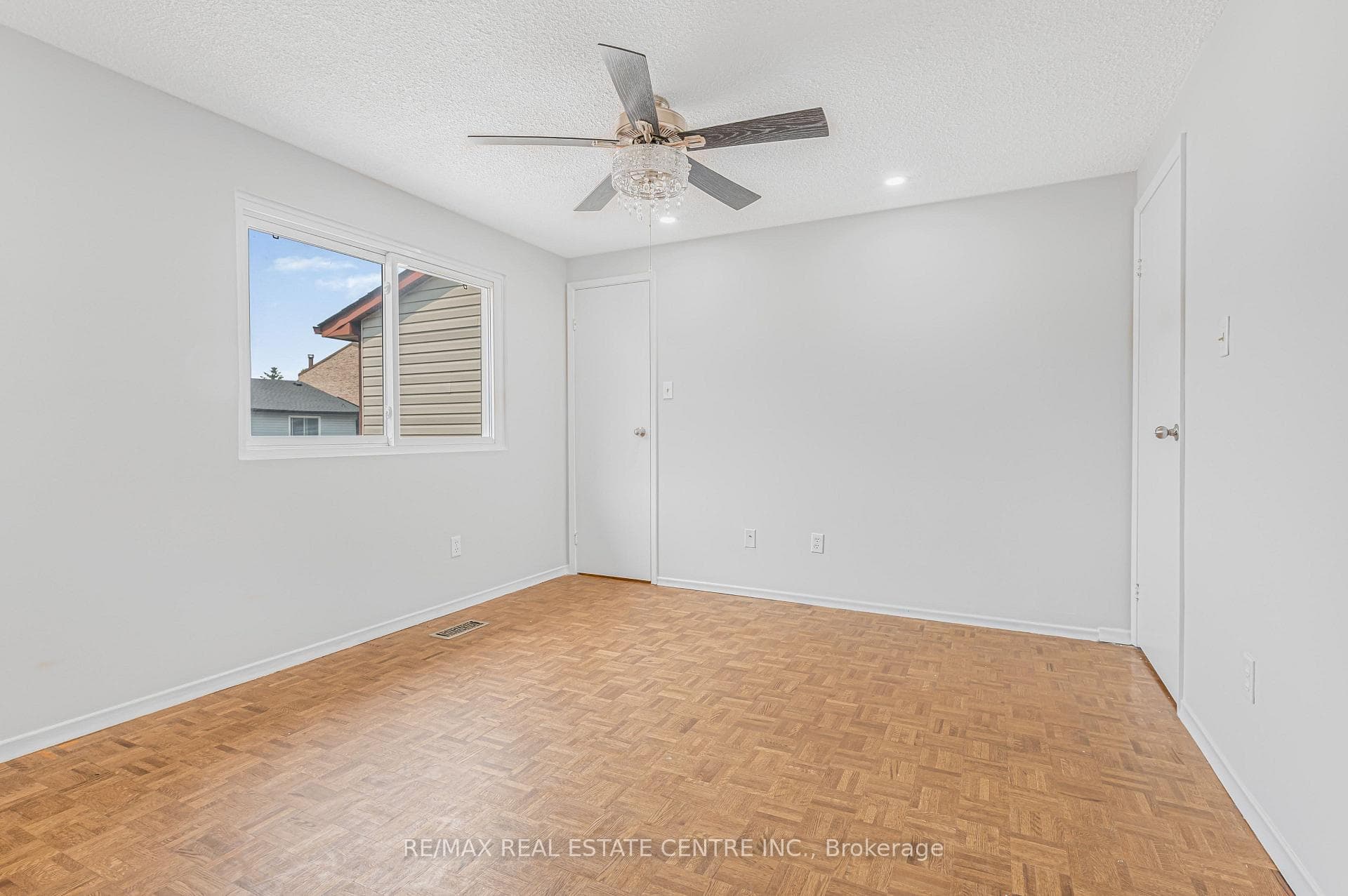 1330 Trowbridge Drive Unit 16 photo 20