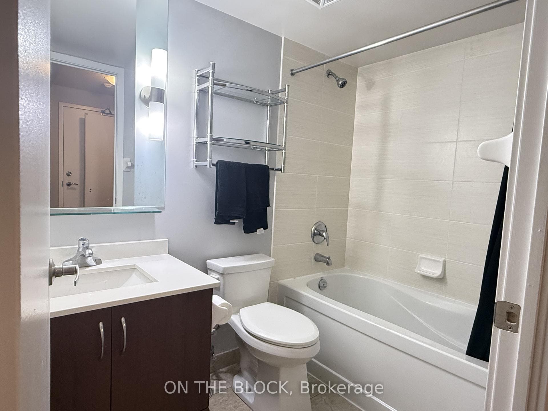 320 Richmond Street Unit 313 photo 30
