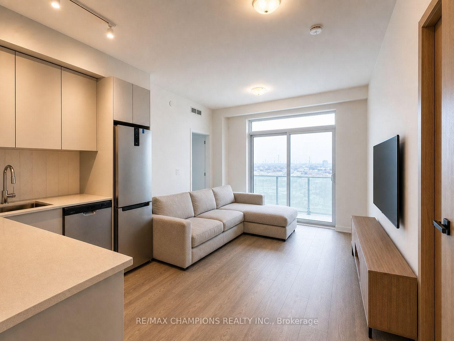 10 Abeja Street Unit 1813 photo 6