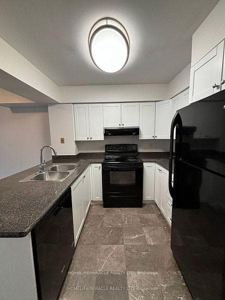 750 Bay Street Unit 2210 photo 6