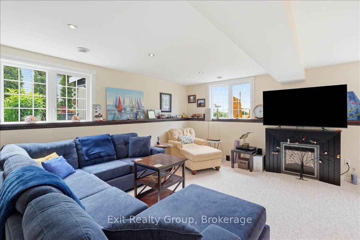 144 Bayview Lane photo 24