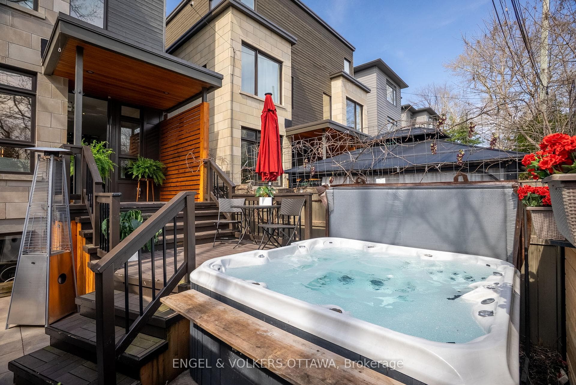 Large hot tub, patio & relaxing oasis area