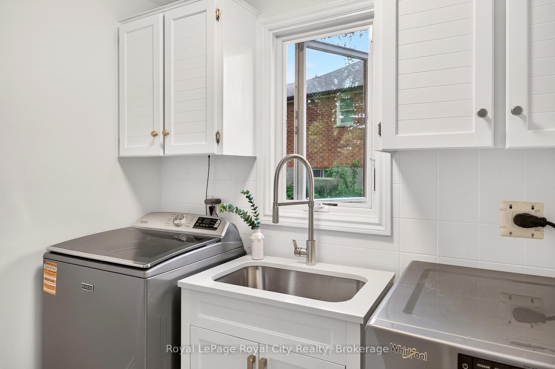 9 Darren Place photo 22