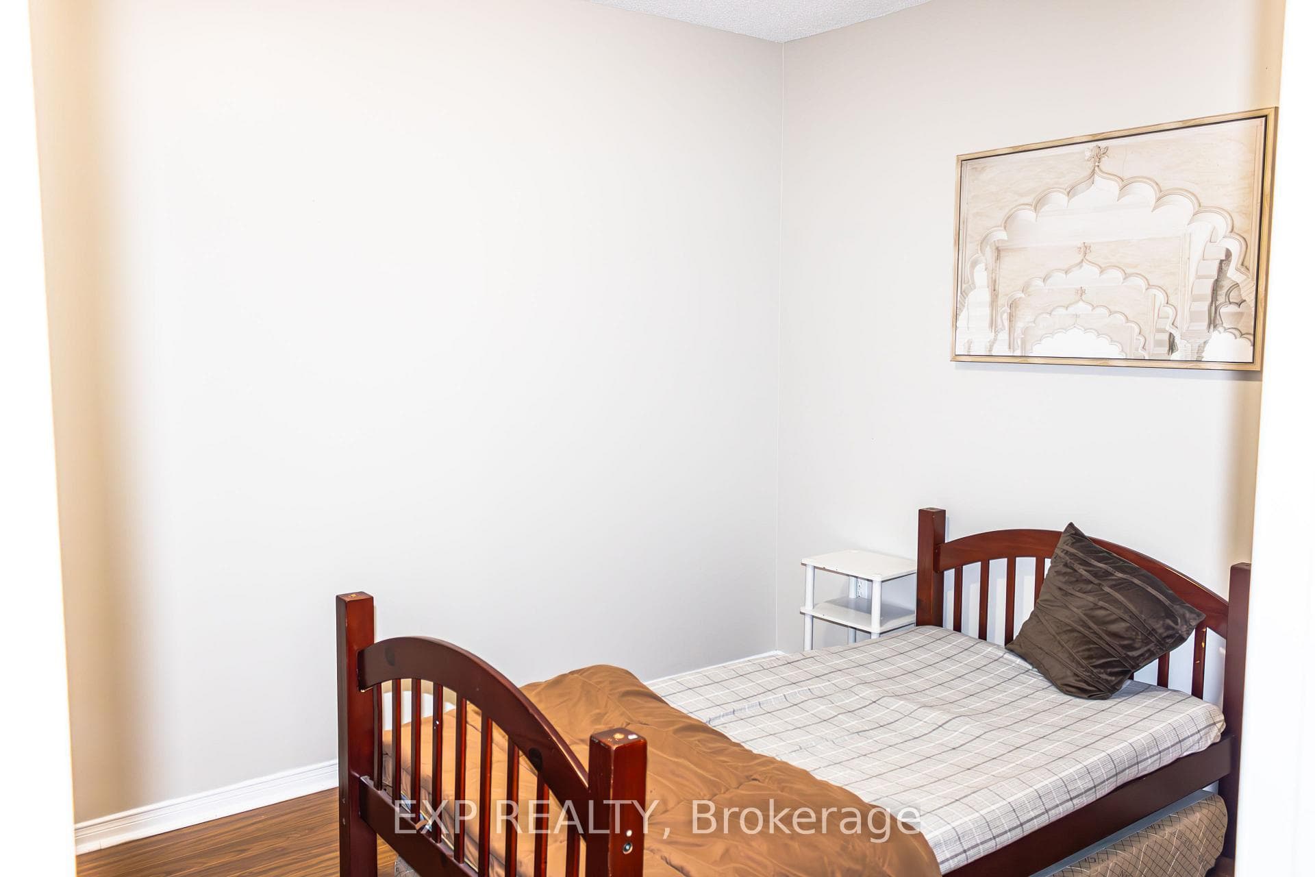 20 Curzon Crescent photo 24