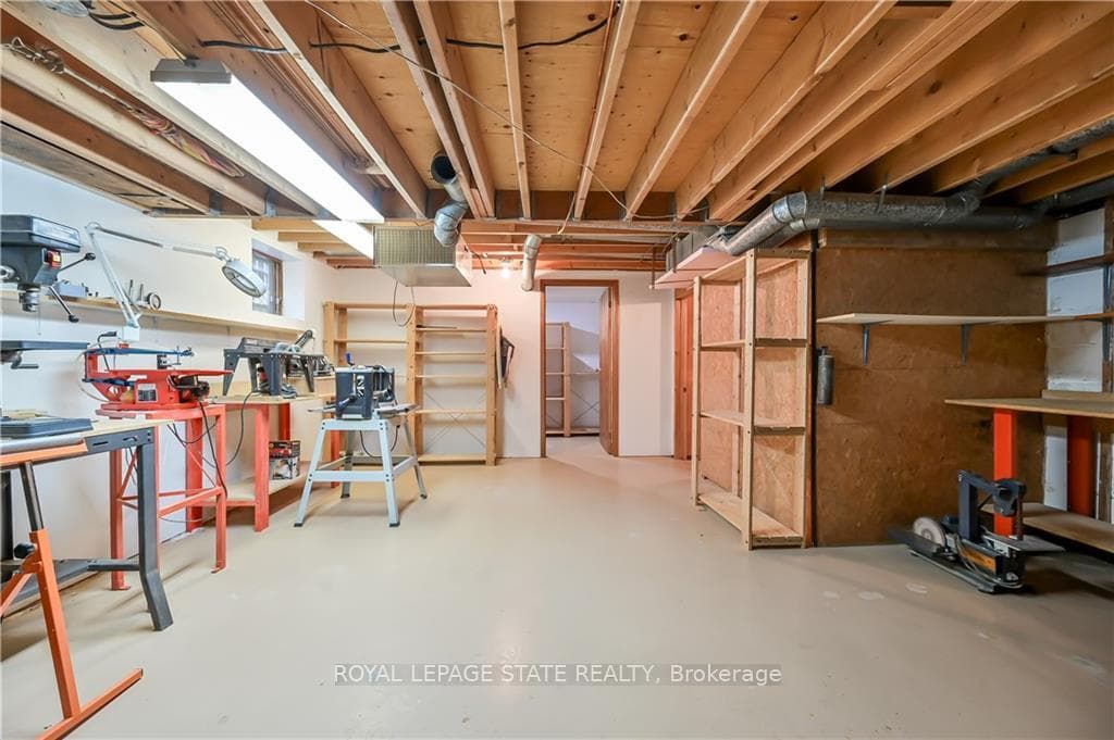 26 Helen Street photo 38
