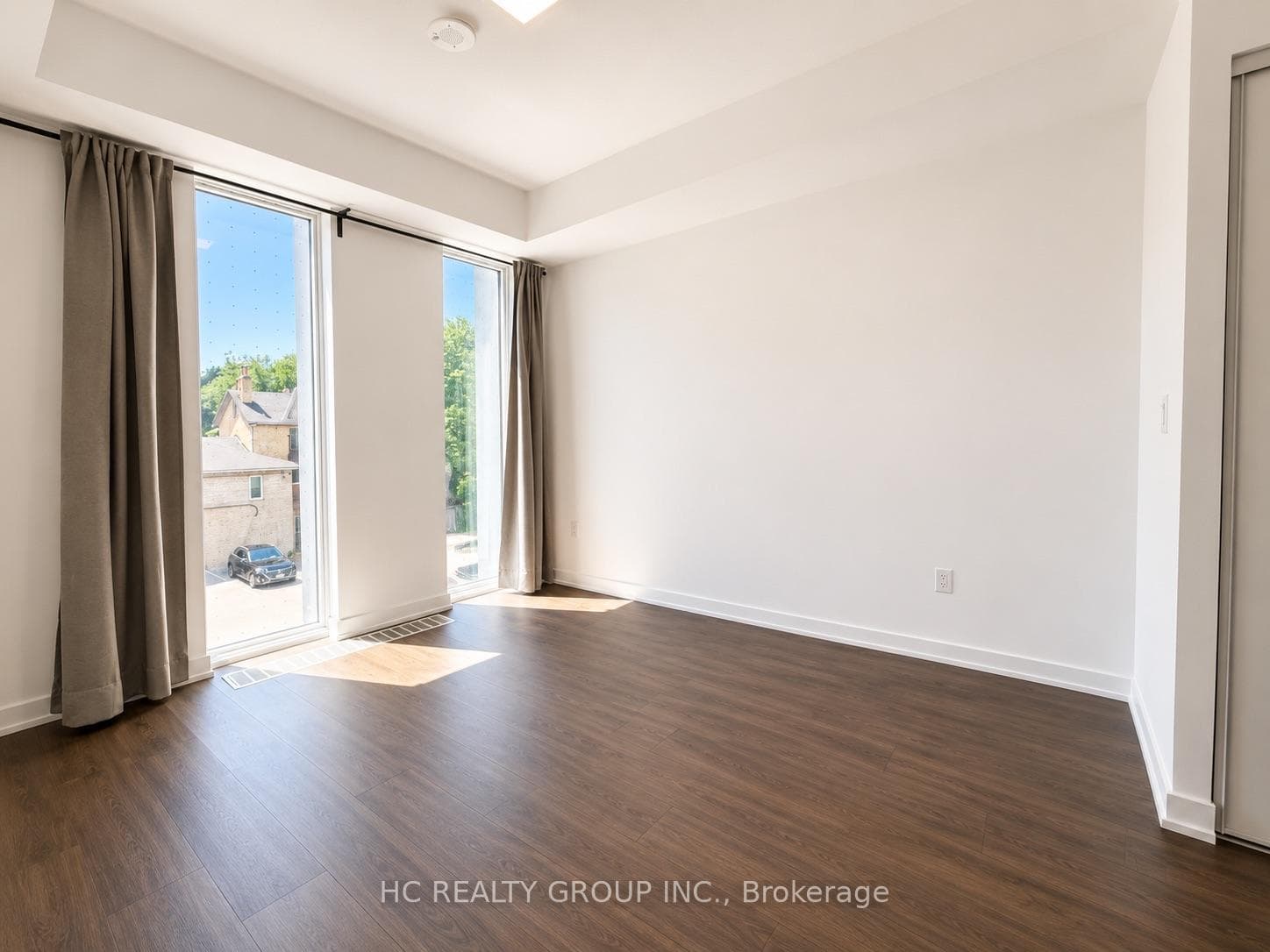 50 Mccaul Street Unit 315 photo 10