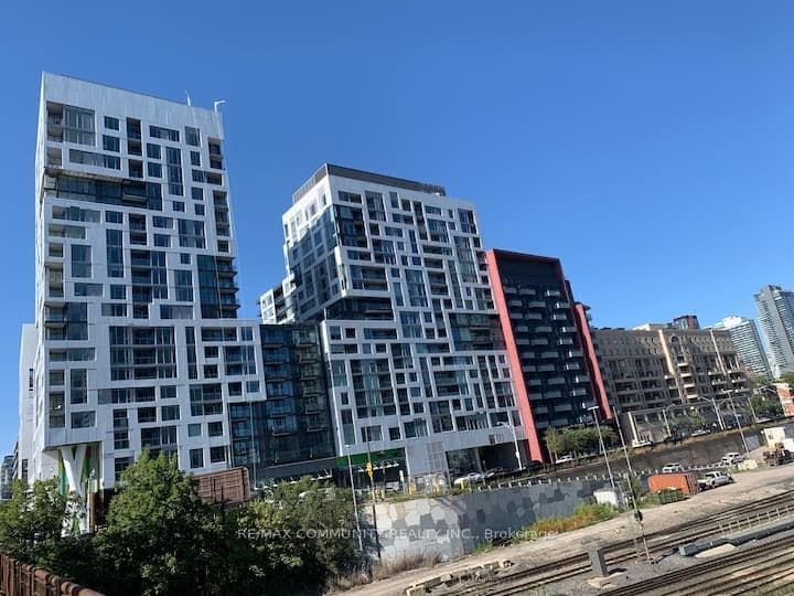 27 Bathurst Street Unit 1210W photo 1