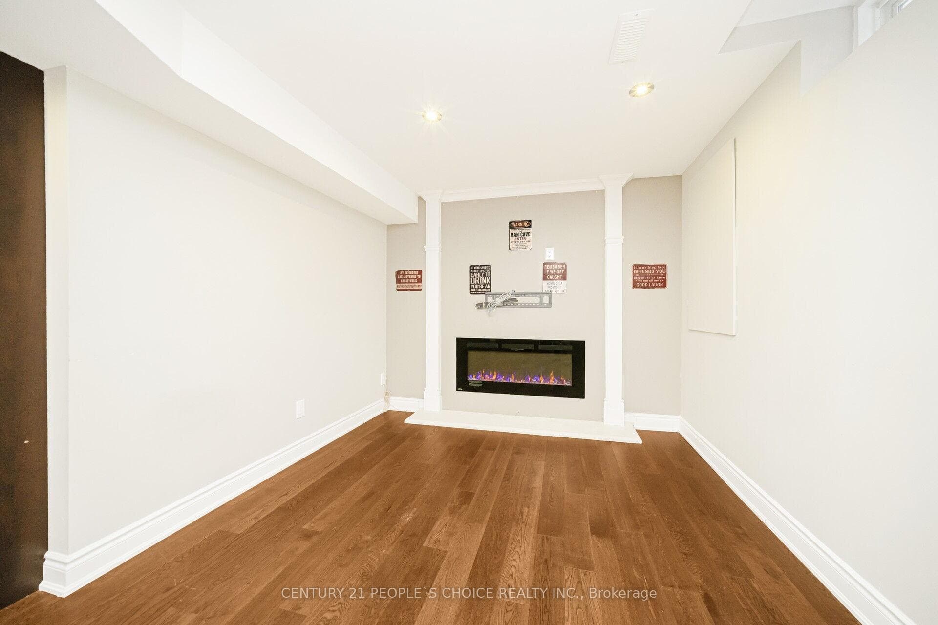 263 Vellore Avenue photo 12