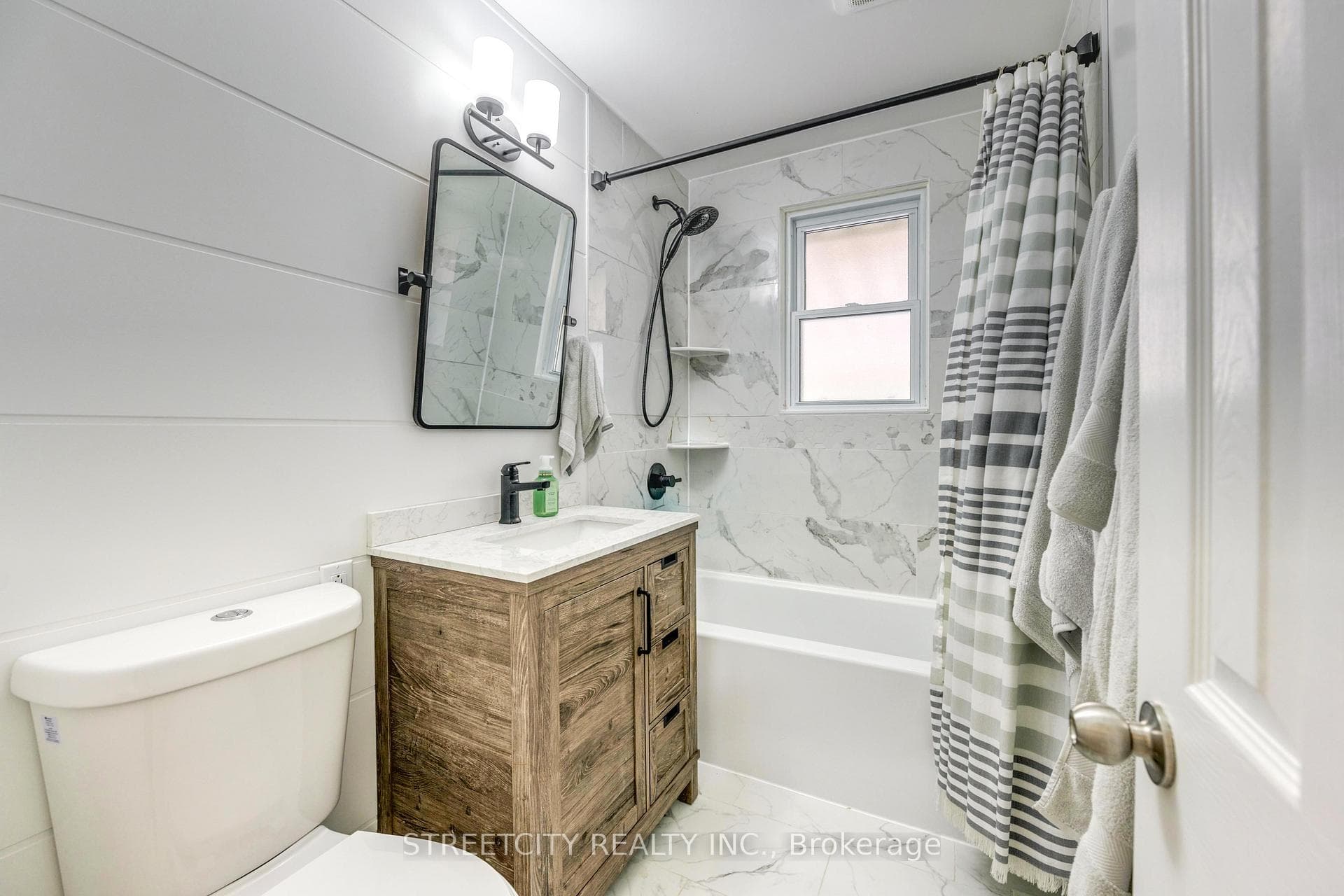 1473 Hunt Street photo 13