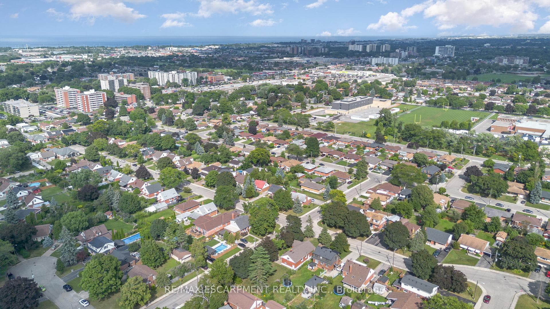 40 Robroy Avenue photo 26