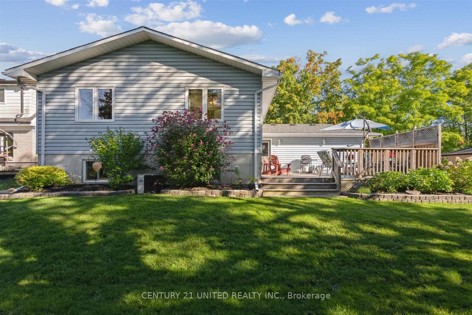 803 Crowley Crescent photo 44