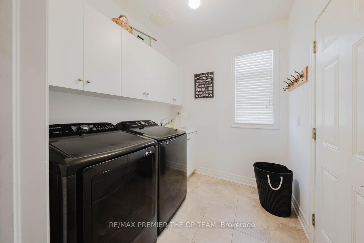 22 Adelia Place photo 13