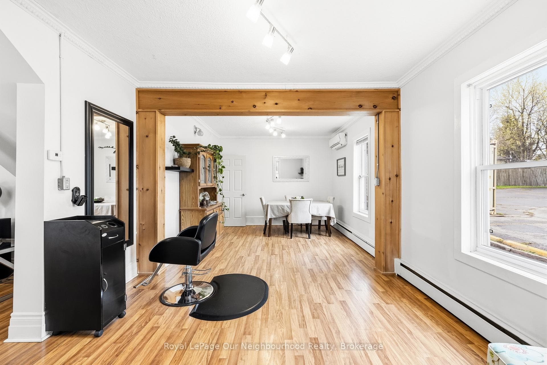 162 Dundas Street photo 12
