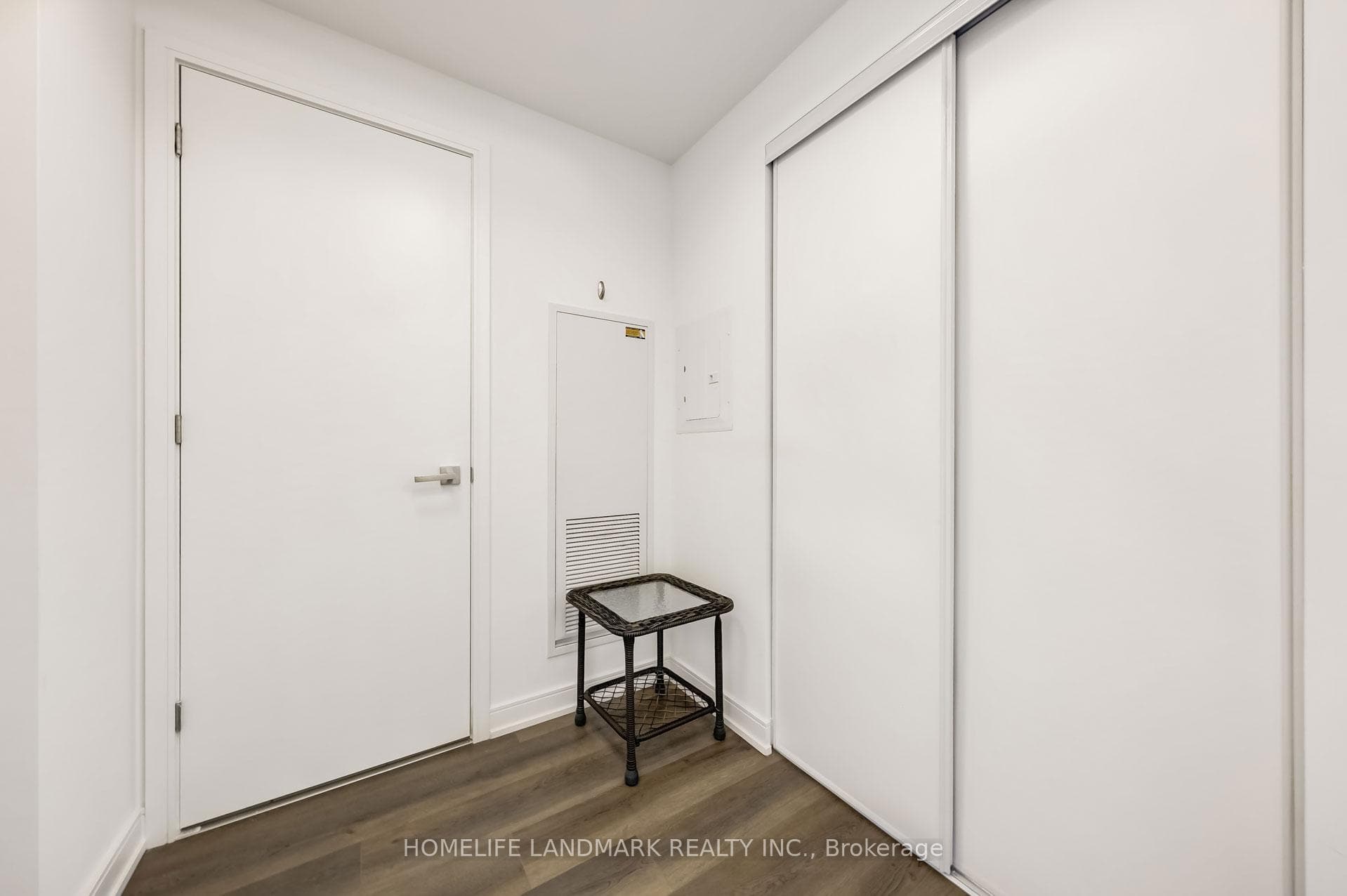 3 Gloucester Street Unit 1803 photo 21