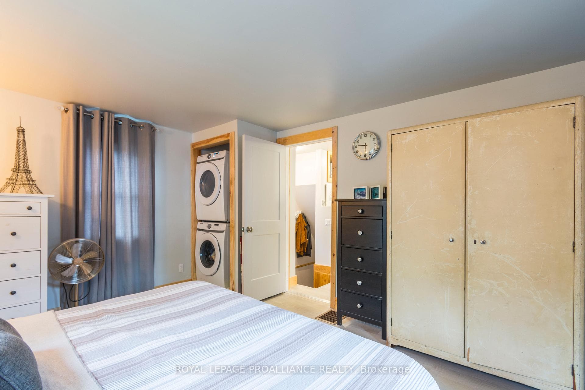 44 Henry Street photo 16