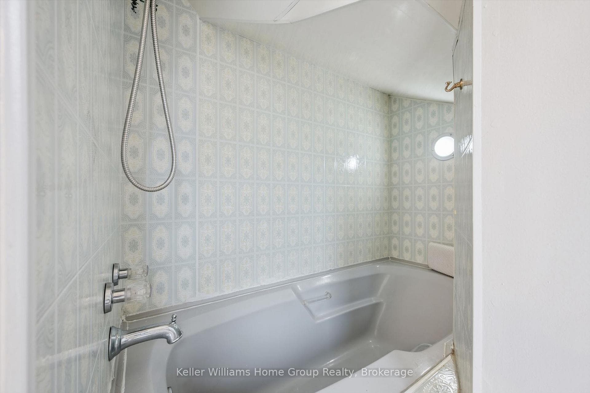 181 Frederick Street photo 34