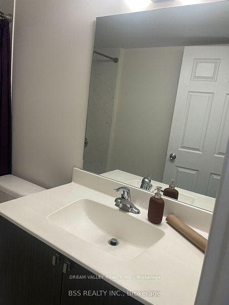 Powder Room.