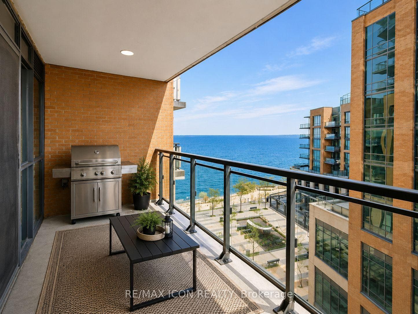 2060 Lakeshore Road Unit 602 photo 14