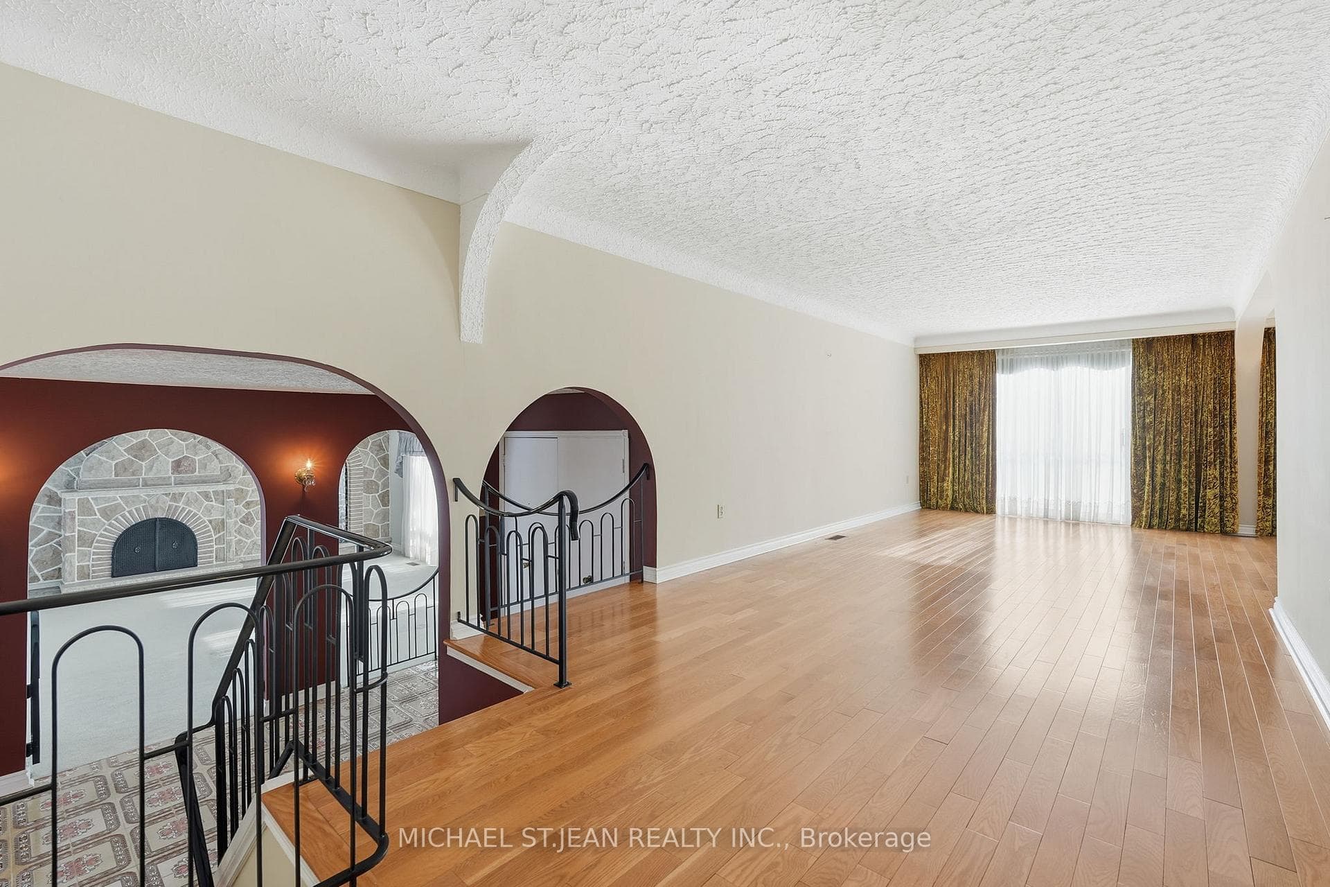 16 Harvard Place photo 13