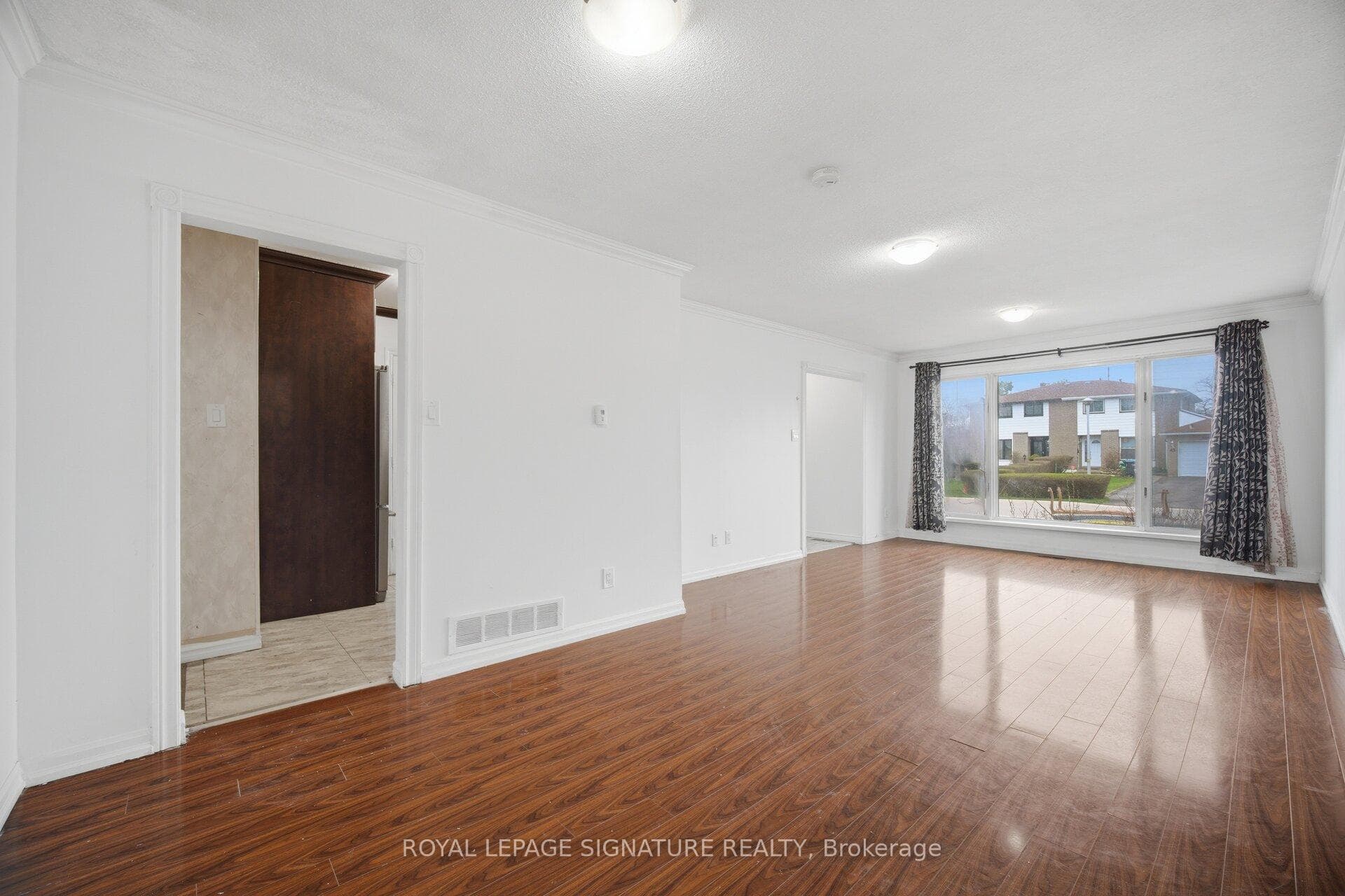 42 Flamingo Crescent photo 15