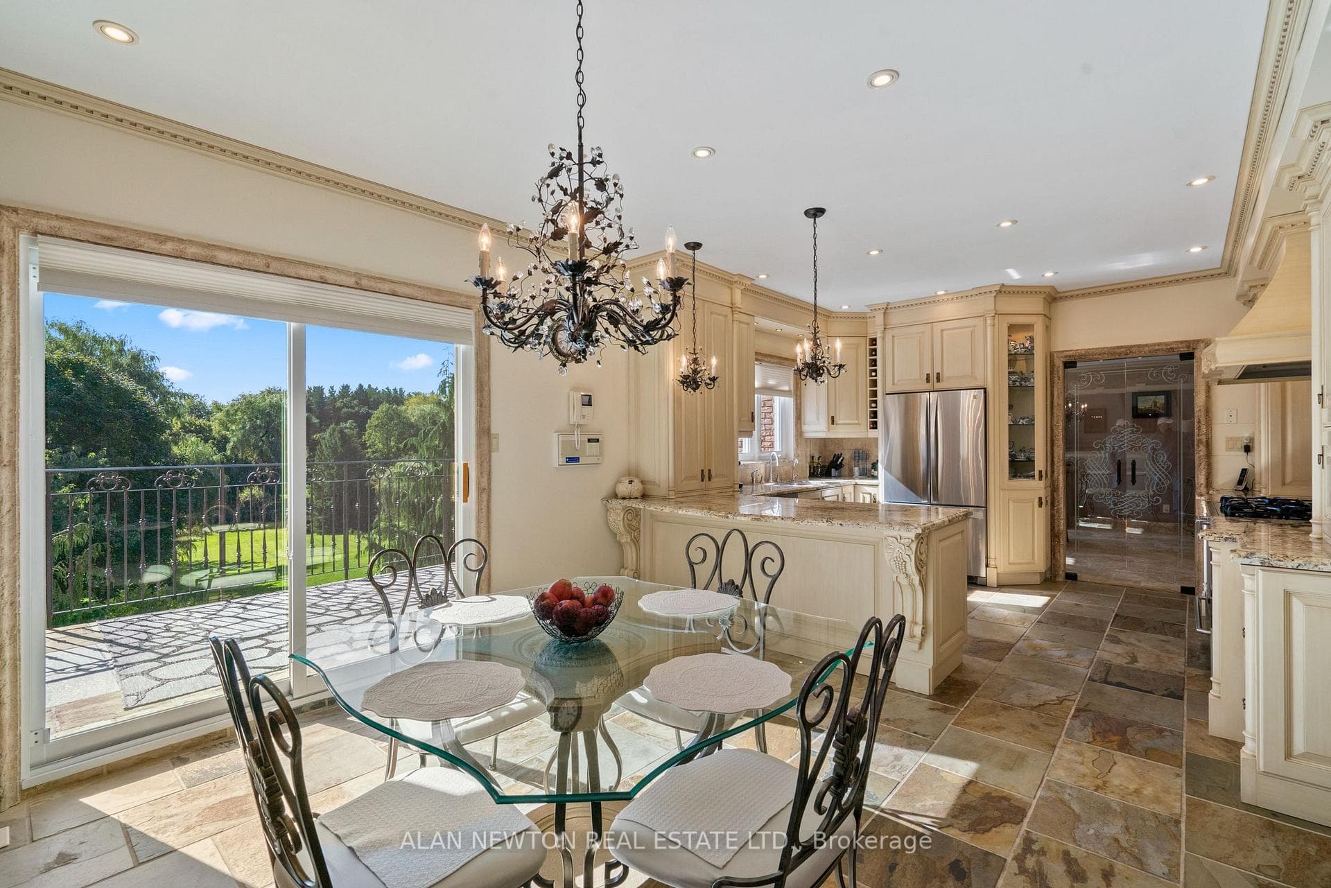 12 Blueberry Lane photo 29