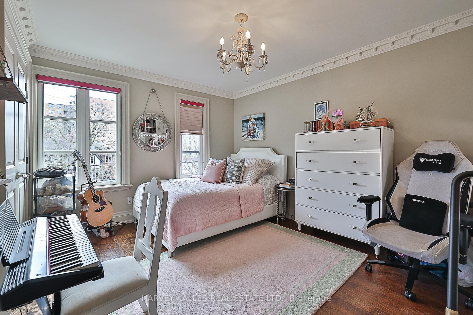 424 Roehampton Avenue photo 24