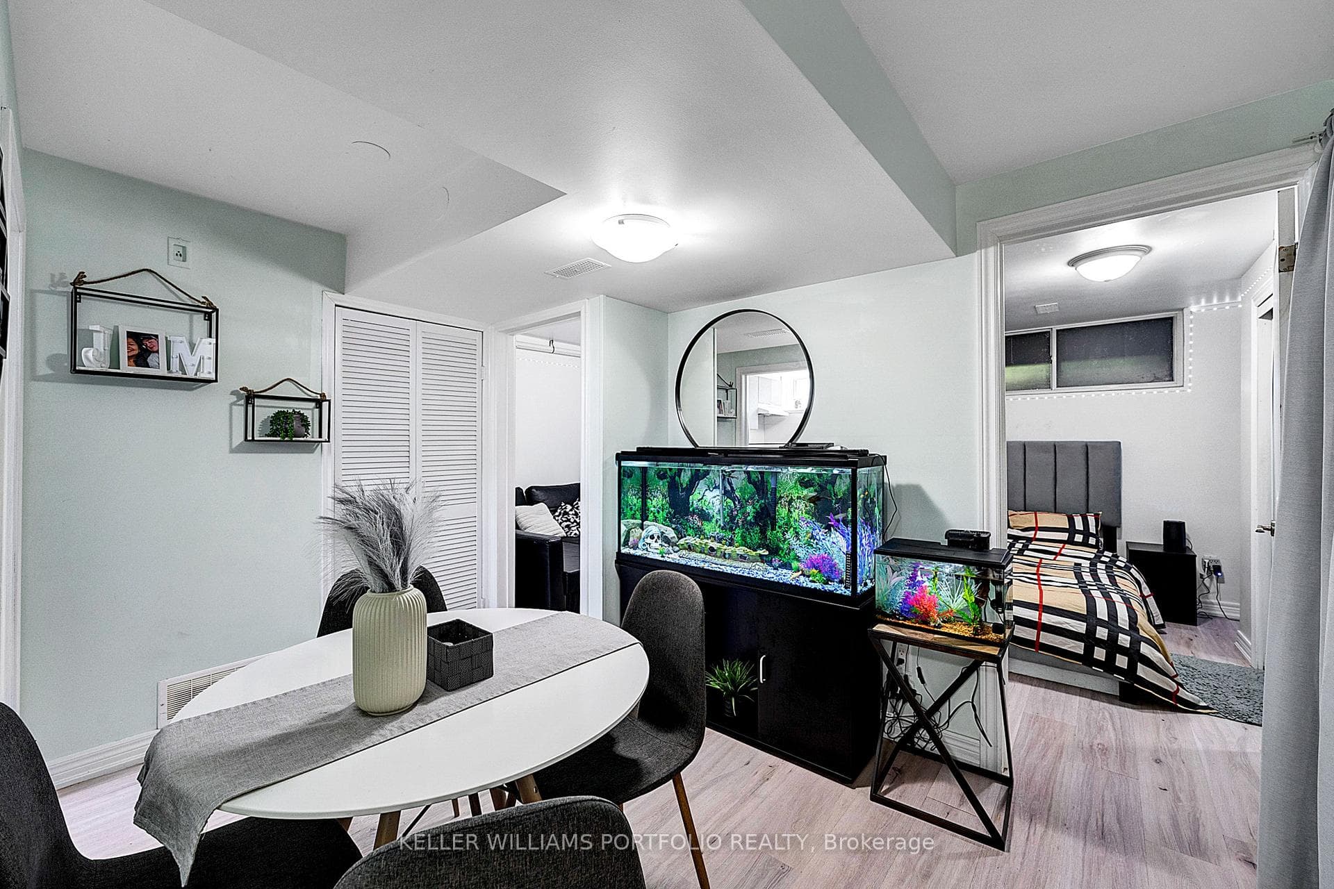 2 Donald Avenue photo 23
