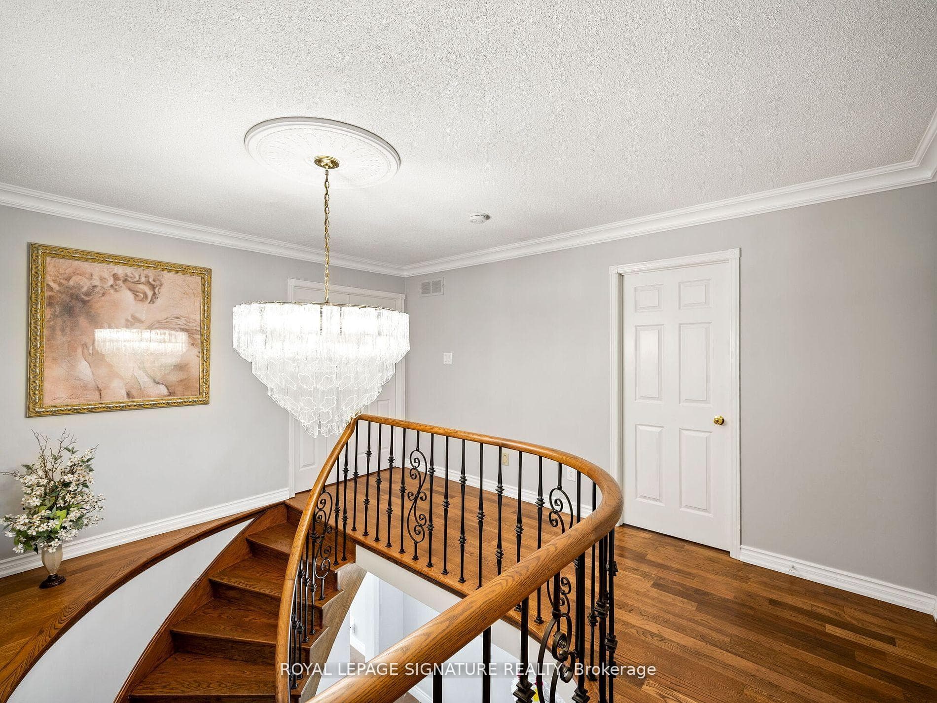 346 Wendron Crescent photo 25