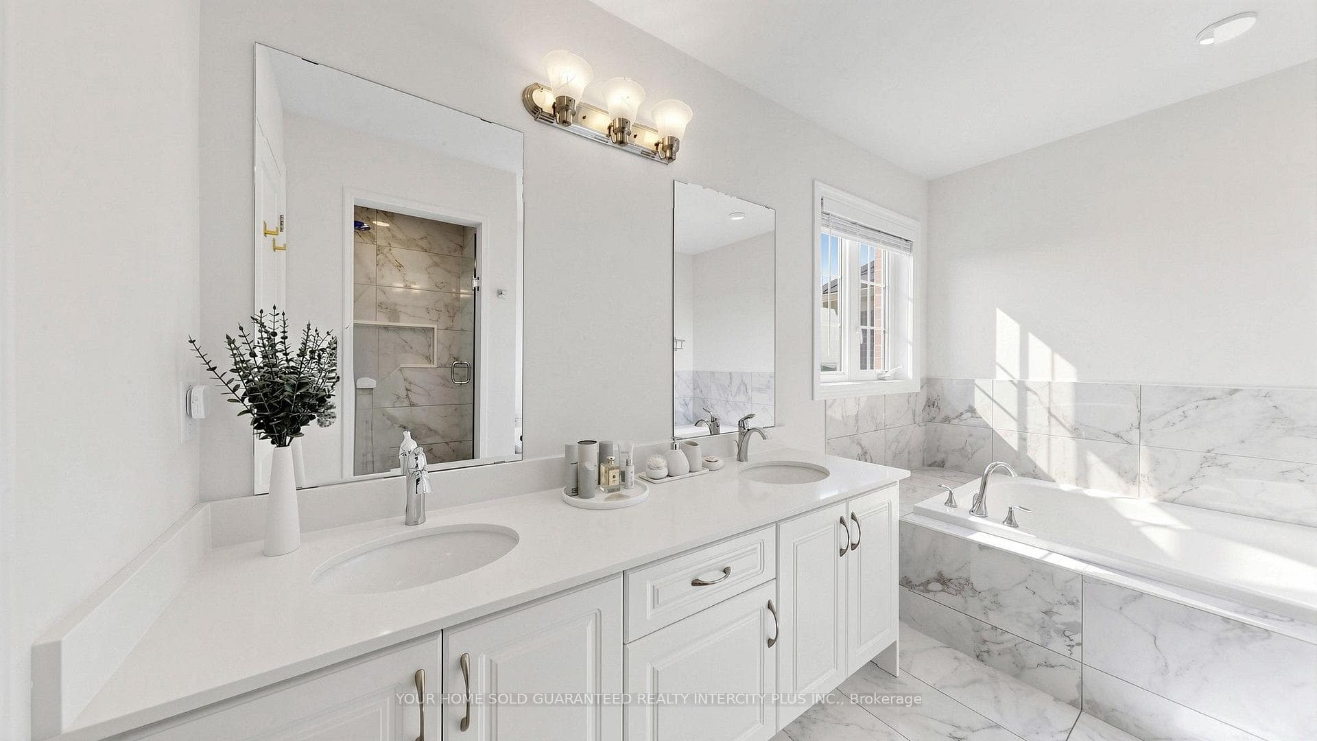 Primary Bedroom Ensuite