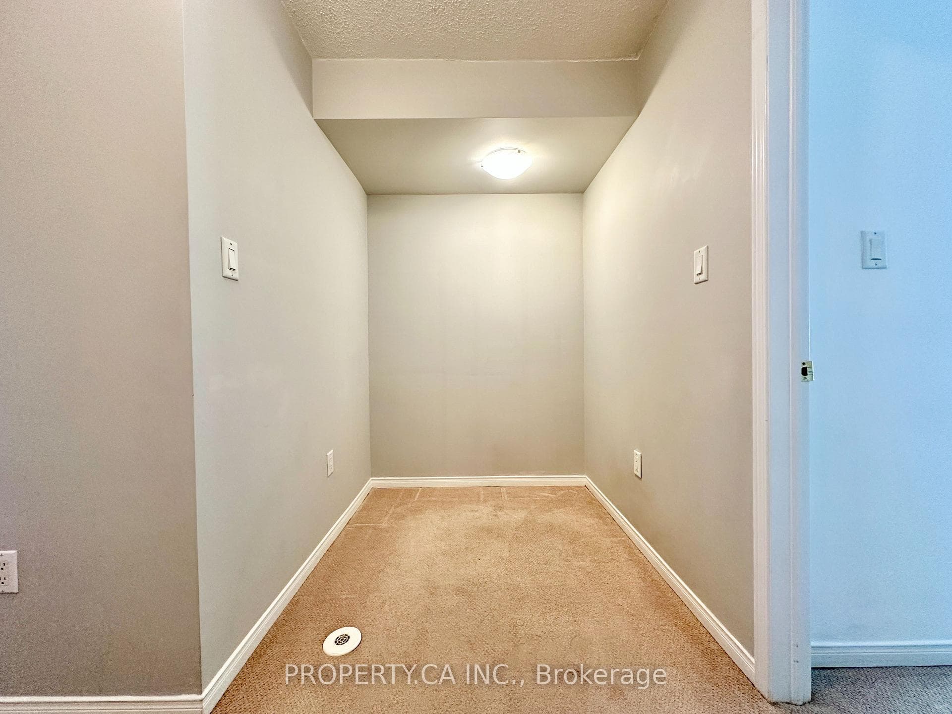 40 Merchant Lane Unit 116 photo 31