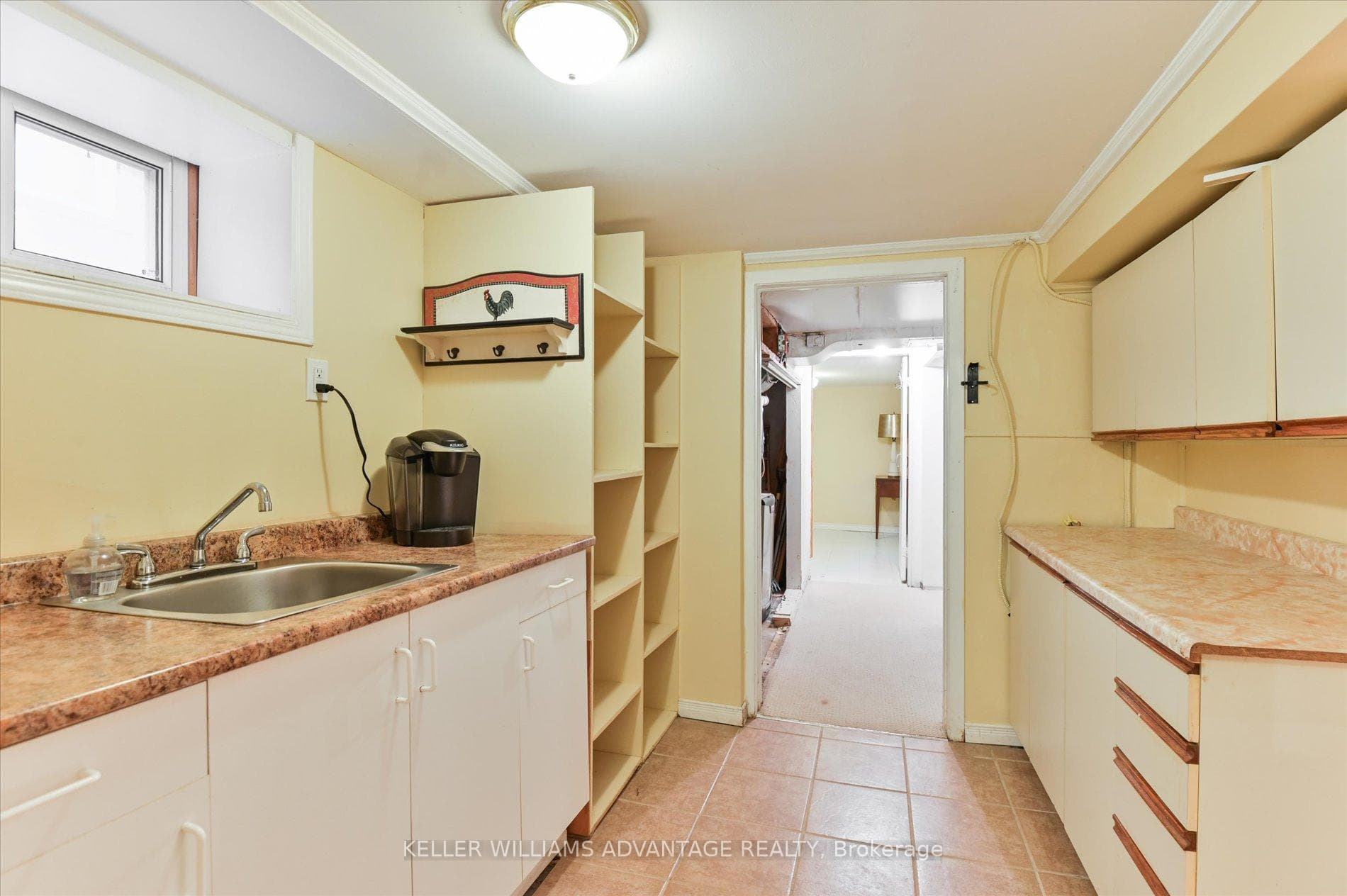 149 N Bonnington Avenue photo 16