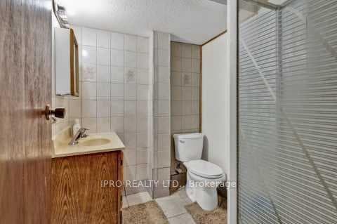 basement washroom