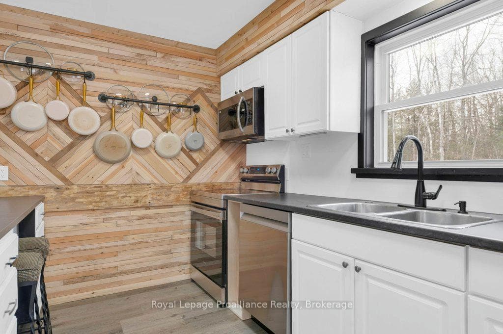 12 Cosgrove Lane photo 17