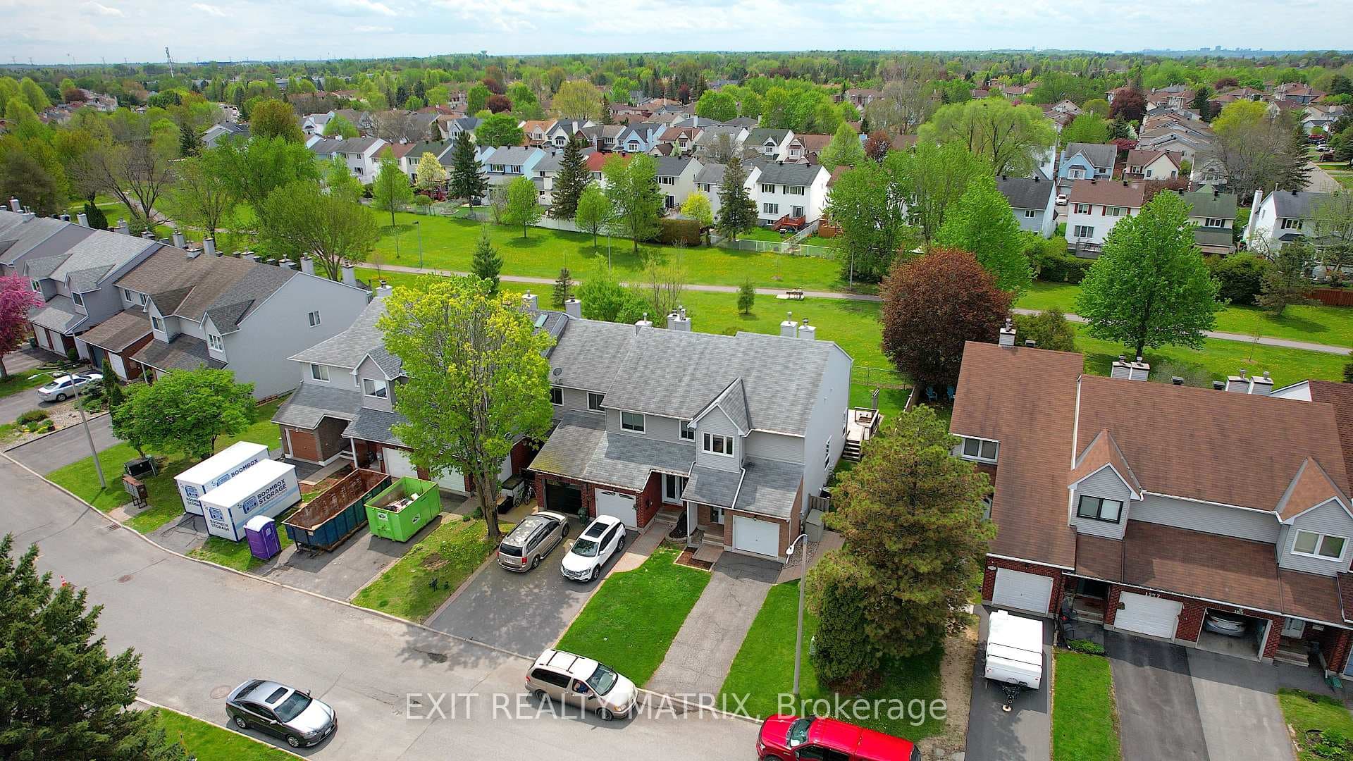 1521 Briarfield Crescent photo 2