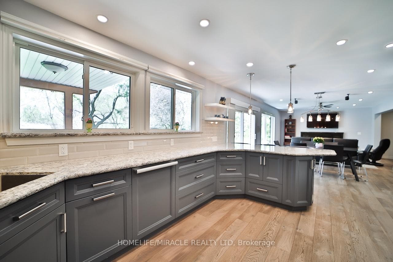 17 Ridgehill Drive photo 18