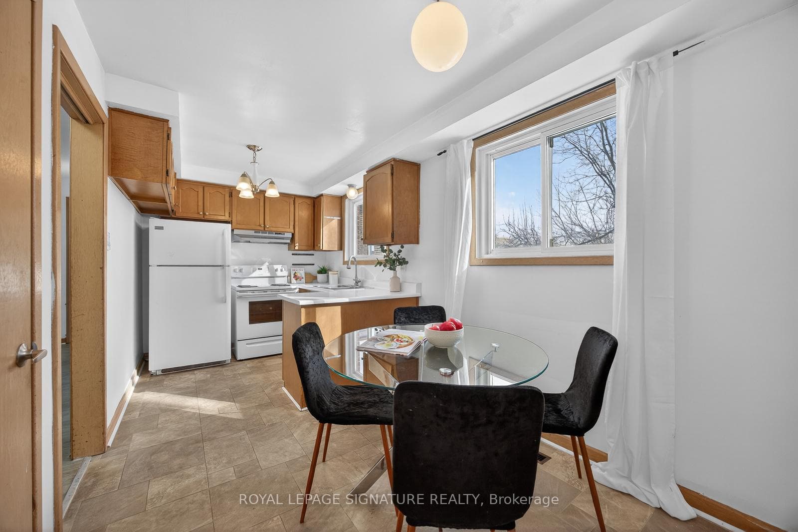 43 Angora Street photo 13