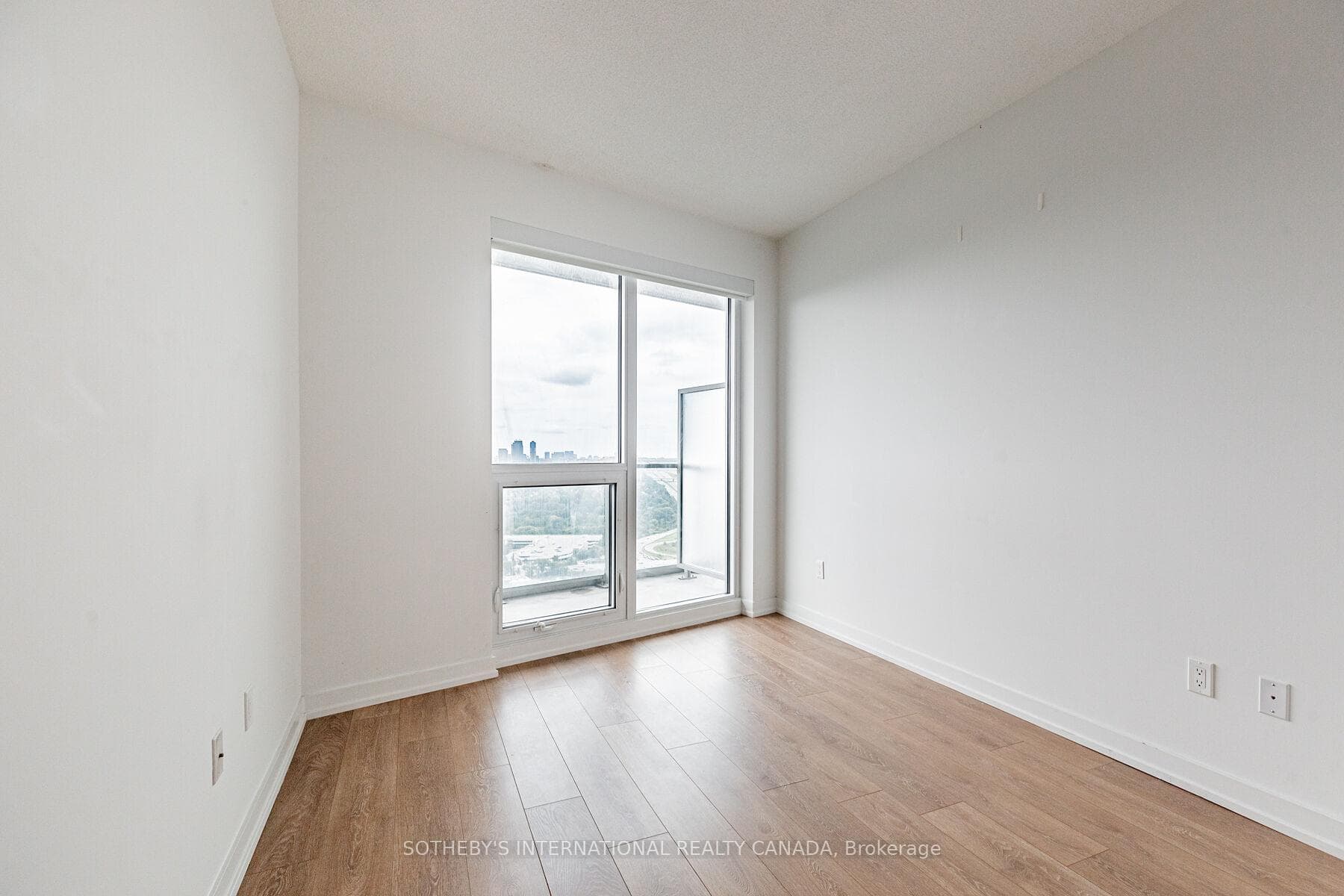 117 McMahon Drive Unit 3109 photo 20