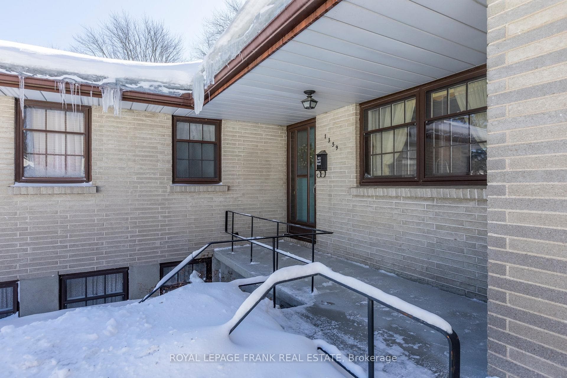 1359 Dobbin Avenue photo 2