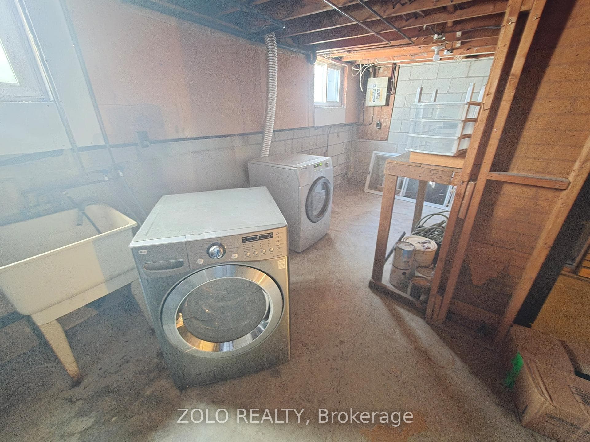 90 Rosemund Crescent Unit 35 photo 14