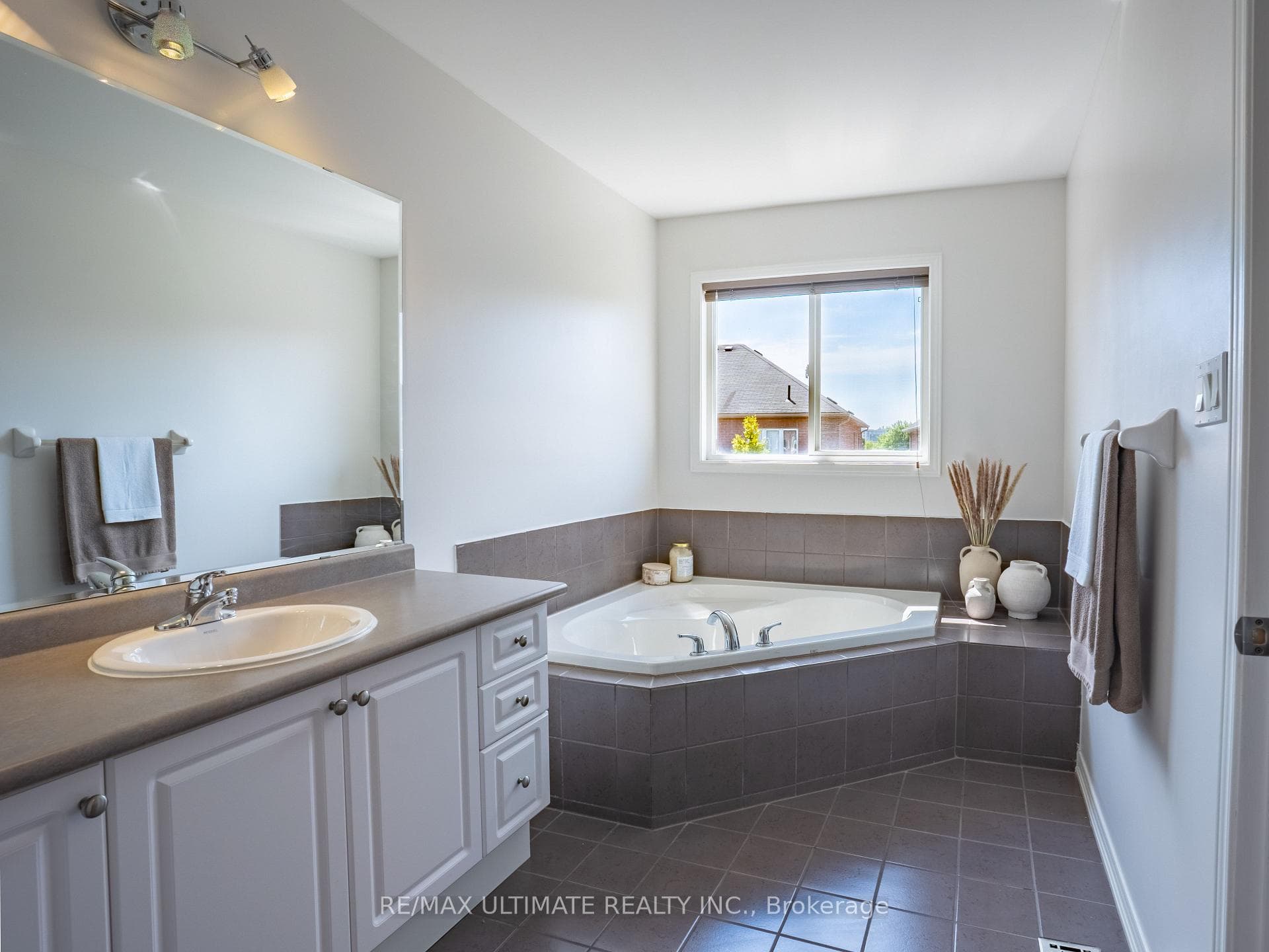 43 Shelbourne Drive photo 19