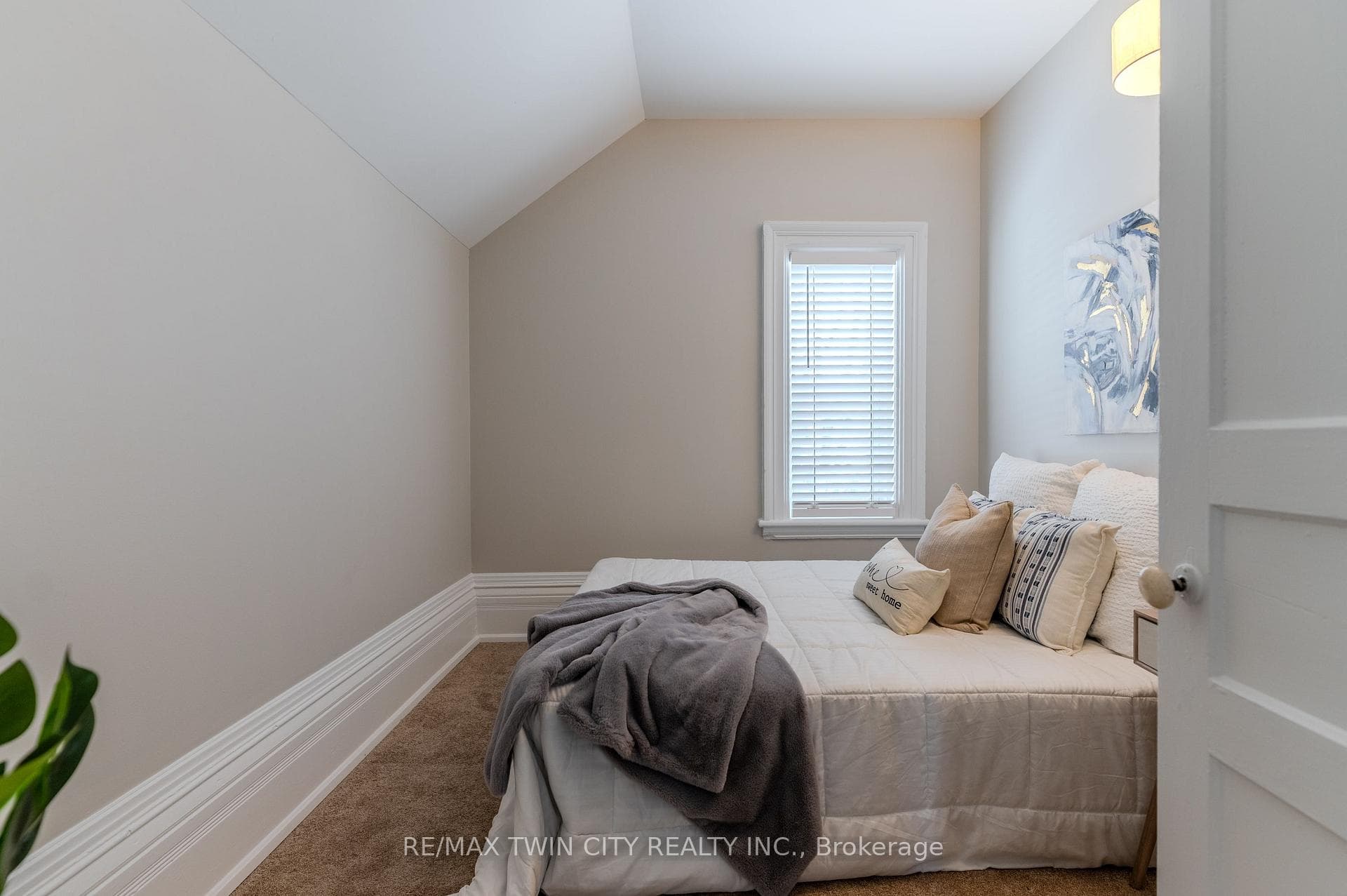 20 Sherwood Drive photo 16