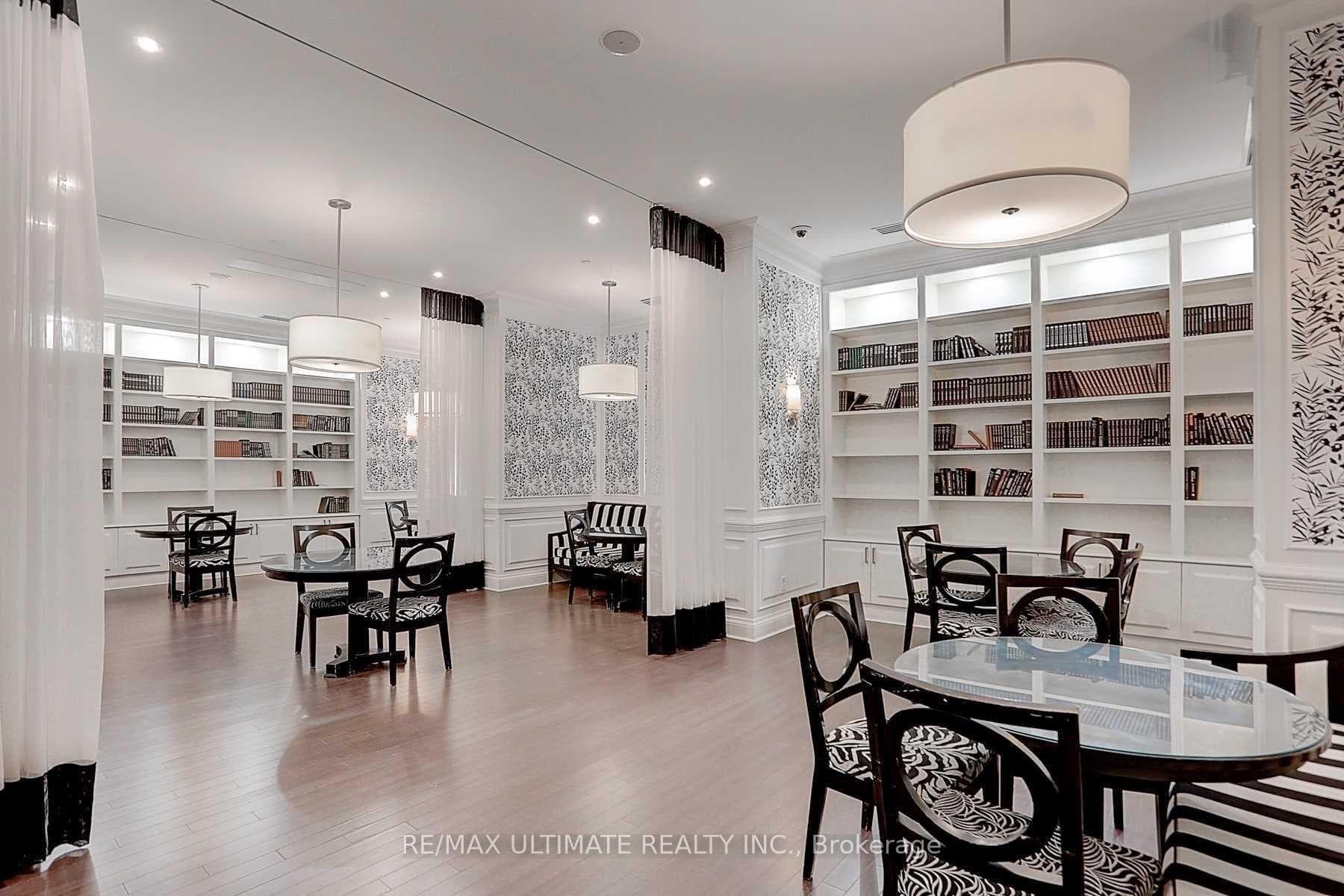 25 Greenview Avenue Unit 319 photo 29