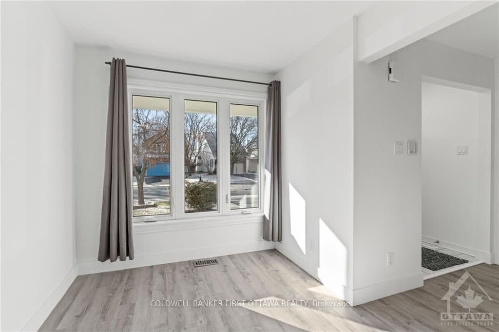 41 RIDEAUCREST Drive photo 9