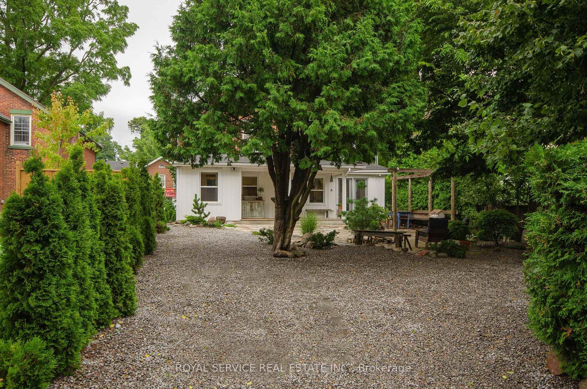 271 Ridout Street photo 37